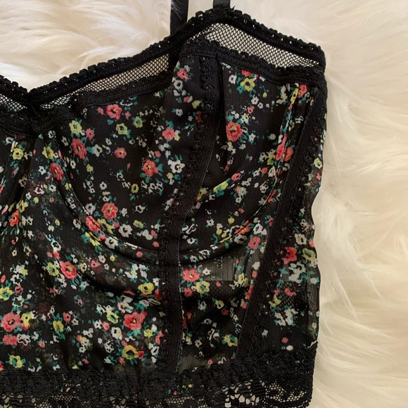 Kimchi Blue Black Floral Crop Bralette Size Small - Picture 5 of 10